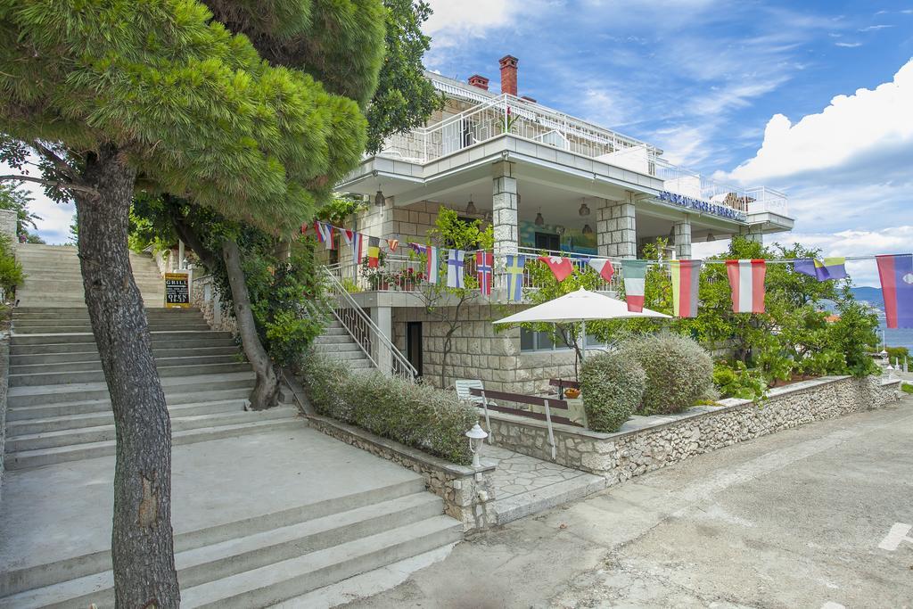Guest House Lovric Lumbarda Exterior foto