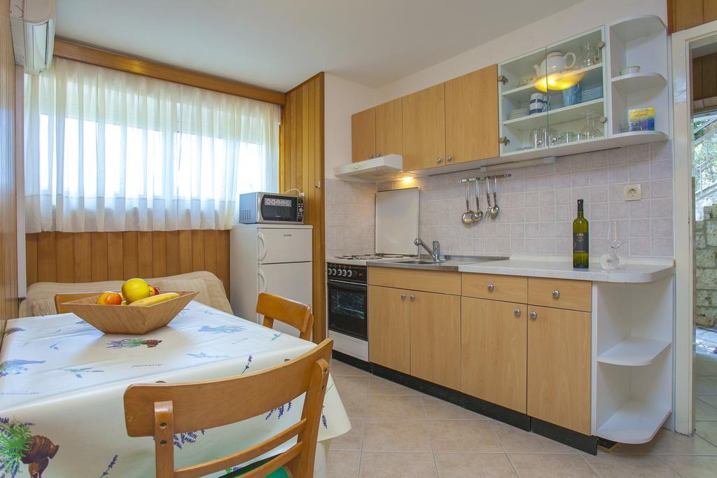 Guest House Lovric Lumbarda Zimmer foto